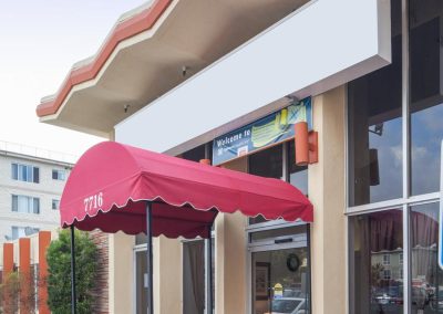 Front entrance which is handicapped accesible to Playa Del Rey Center.